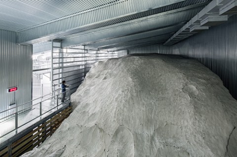 핫카이산 준마이다이긴죠 유키모로쵸조우 8년 (720ml) 八海山 純米大吟醸 雪室熟成八年
